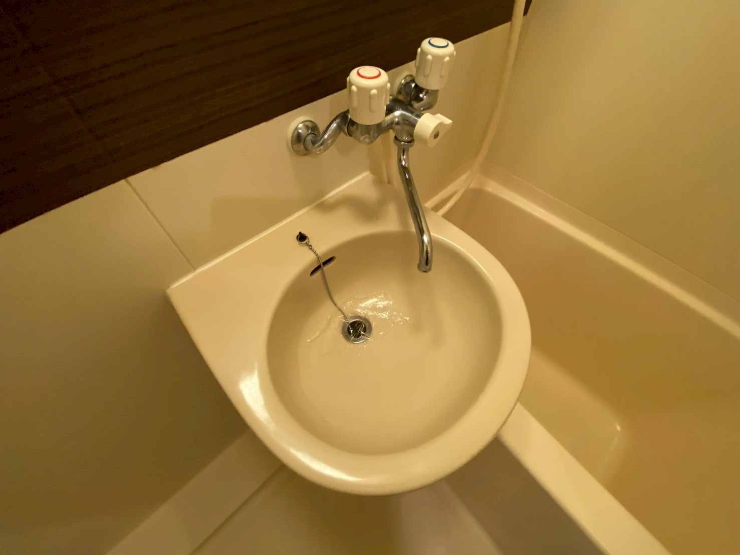 シャトラン弓木壱番館の洗面所