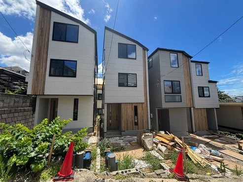 神奈川県横浜市港北区菊名３丁目 戸建