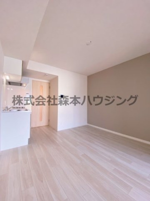 【居間・リビング】 | 　サンフレンドコア | こちらのリビングで趣味の時間をお楽しみください