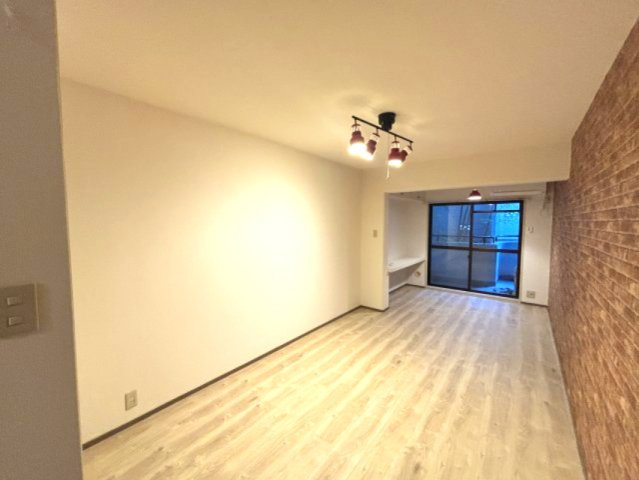 ワコーレ篠原中町の居間・リビング