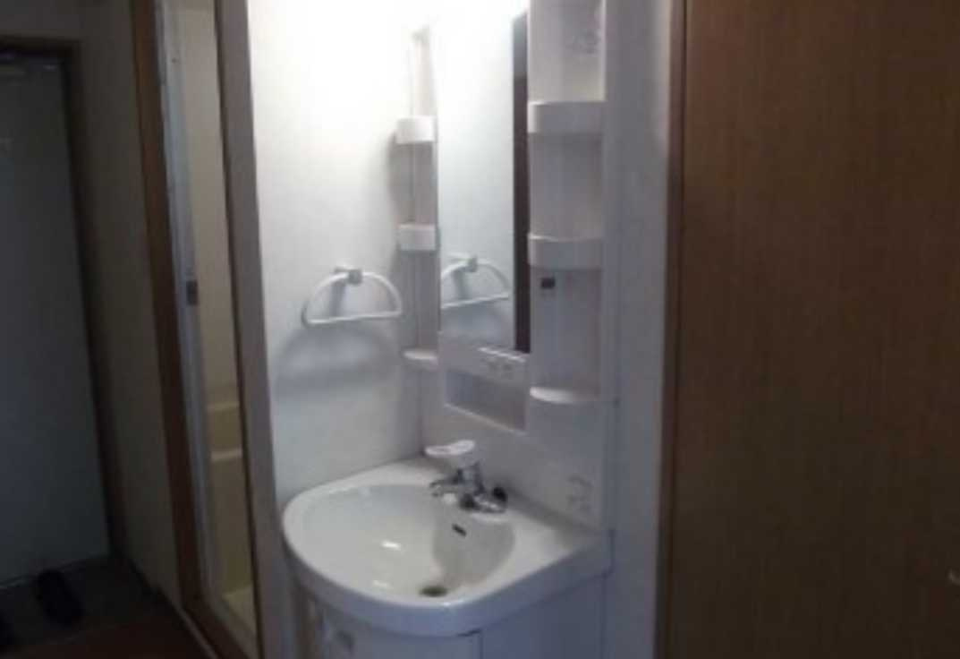 スクエアパーク　角部屋　オートロック　バストイレ別の洗面所