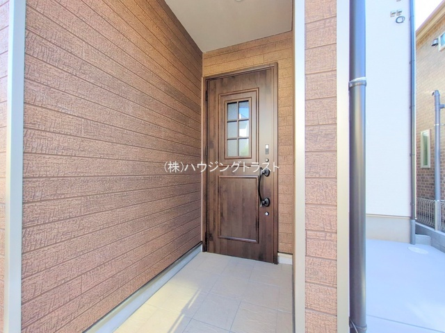 仲介手数料無料　ハートフルタウン所沢和ケ原12期　全２棟　B号棟　の玄関