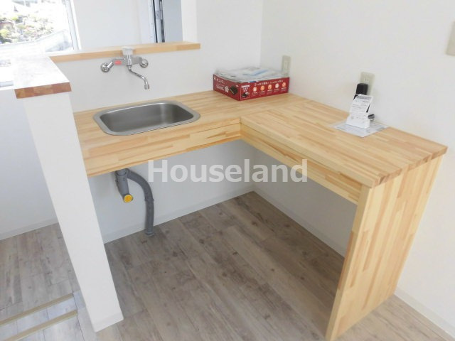 ルフトゼロのキッチン|コンパクトなキッチンで掃除もラクラク