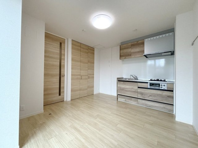 【居間・リビング】アベリア東海大学前