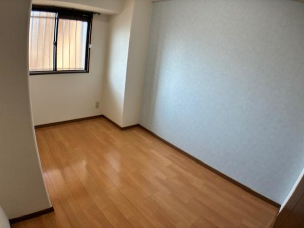 【洋室】 | サーパス城東