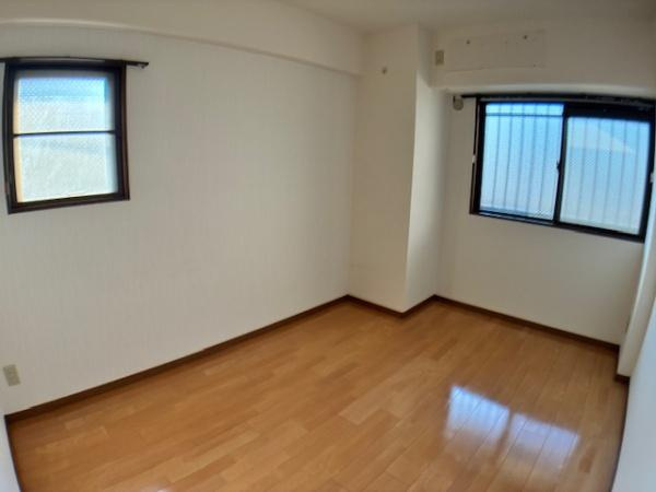 【洋室】 | サーパス城東