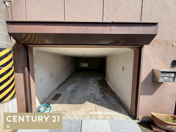 和歌山市直川　中古戸建の駐車場