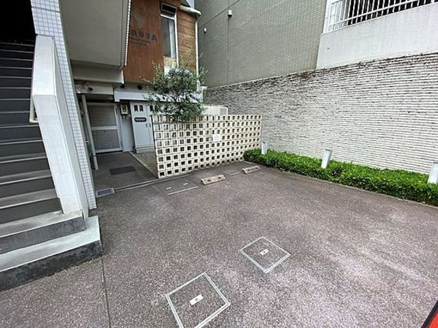 渋谷区宇田川町の賃貸マンションの駐車場