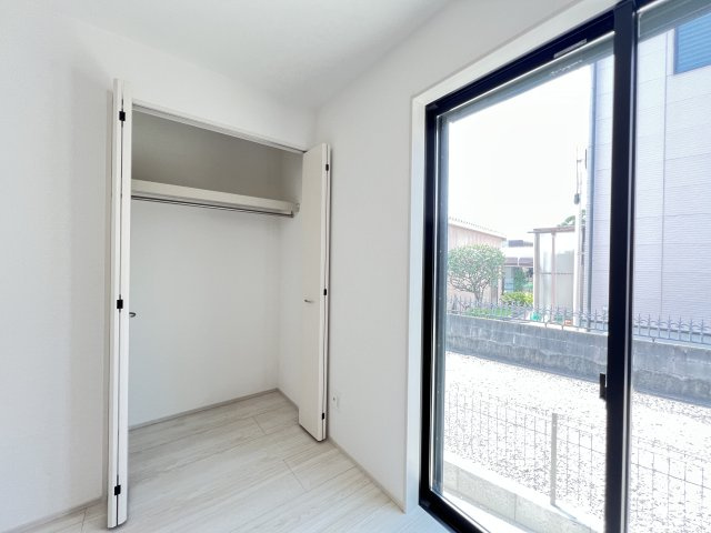 高浜市呉竹町3期　全3棟　3号棟の収納|1階洋室クローゼット