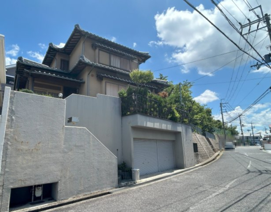 和泉市寺門町2丁目戸建