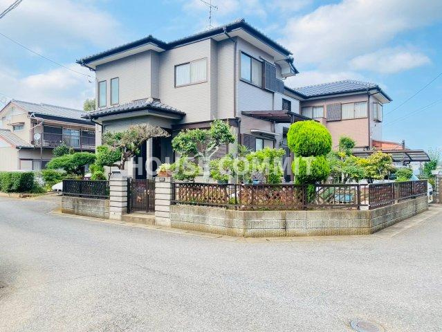 八街市八街ほ　中古戸建の前面道路含む現地写真
