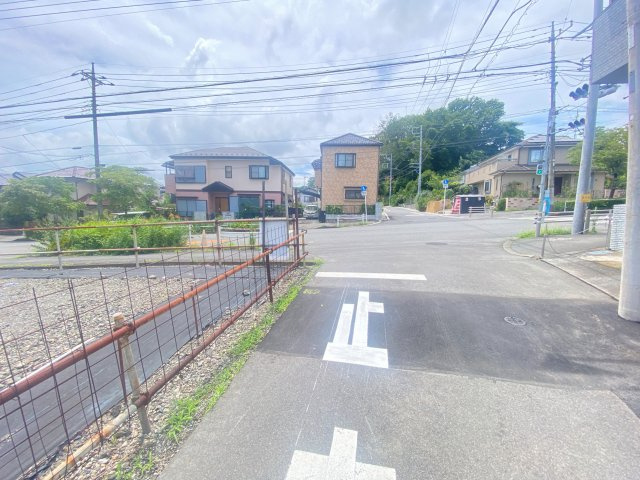 祝　成約済み　八王子市　長房町　新築戸建ての周辺|～仲介手数料無料☆八王子ひなた不動産～　八王子市長房町　新築戸建て