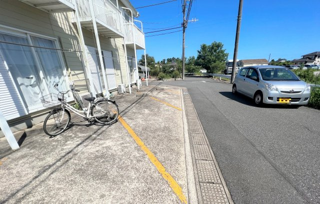 アルカサール家徳Bの駐車場