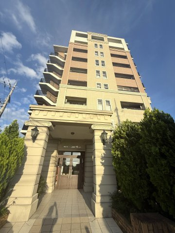 デュオプレステージ明石魚住パラーシオのエントランス