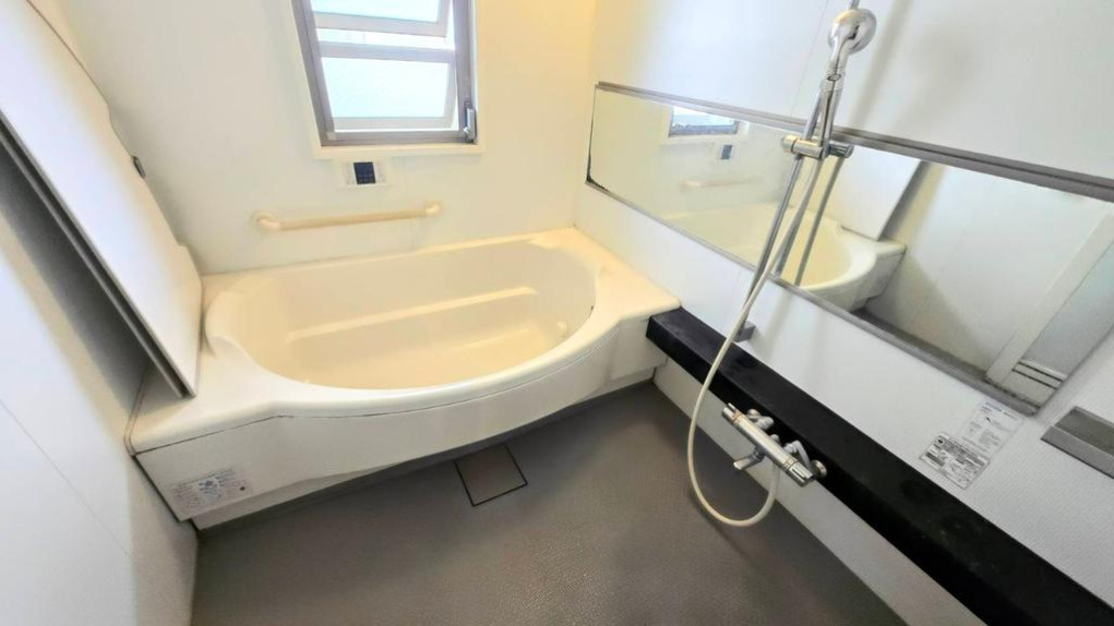 デュオプレステージ明石魚住パラーシオの浴室