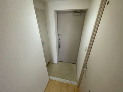 【玄関】 | サンヴィラ24 | 玄関