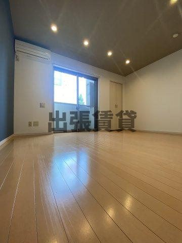 仲介手数料0円！響の洋室