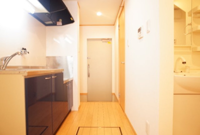 【玄関】 | ユニベール神戸 | 玄関