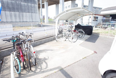 【その他共用部分】 | ユニベール神戸 | 駐輪場
