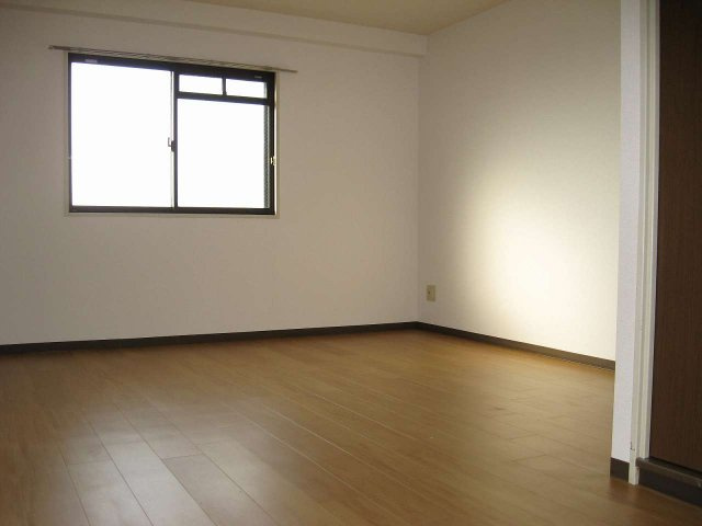 セピア辻井横小路の居間・リビング