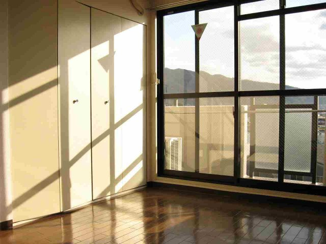 セピア辻井横小路の内装