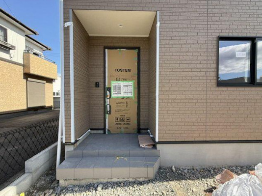 売新築戸建　中央区萩丘五丁目の玄関