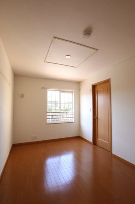 【洋室】 | カルムオーブ