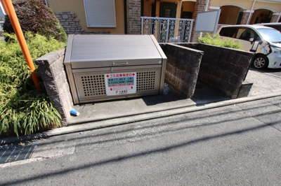 【その他共用部分】 | カルムオーブ | 敷地内ごみ置き場