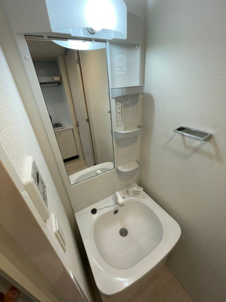 エスリード金山リュクス 名古屋市賃貸　仲介手数料無料の洗面所|洗面