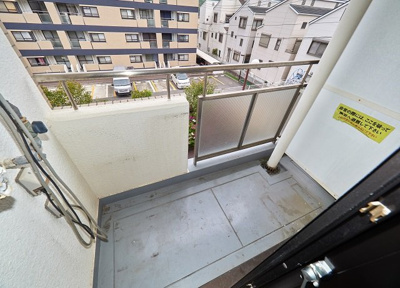 【バルコニー】 | コーポ大津和 | 洋室バルコニー