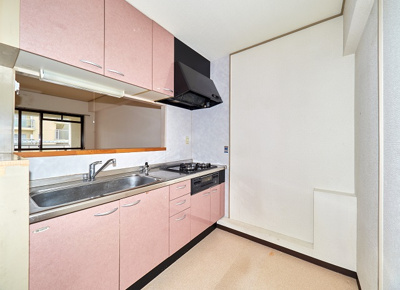 【キッチン】 | コーポ大津和 | 3帖カウンターキッチンにシステムキッチン