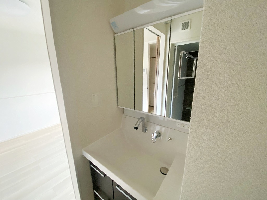 カーサ・プリートの洗面所|別号室の参考写真です。