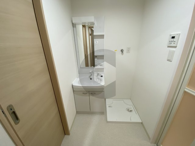 badge tomoi Est2の洗面所