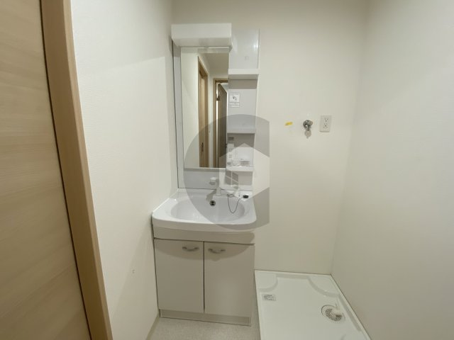 badge tomoi Est2の独立洗面台