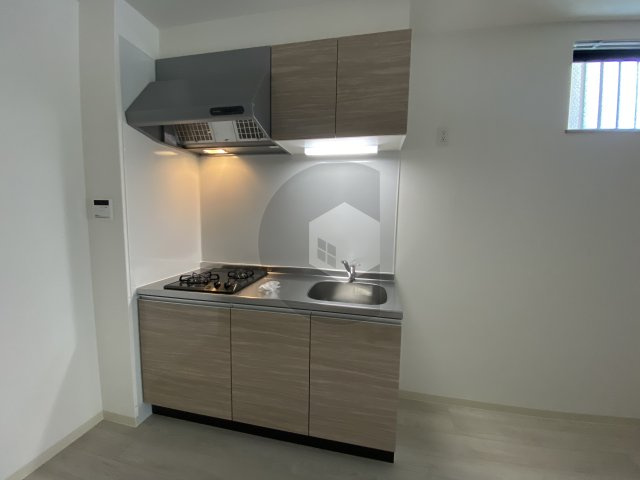 badge tomoi Est2のキッチン