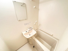 コンパクトで使いやすいお風呂です