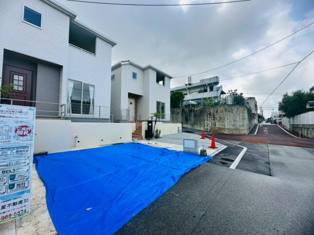 ■■北谷町桑江－１号棟の前面道路含む現地写真|前面道路含む現地写真です