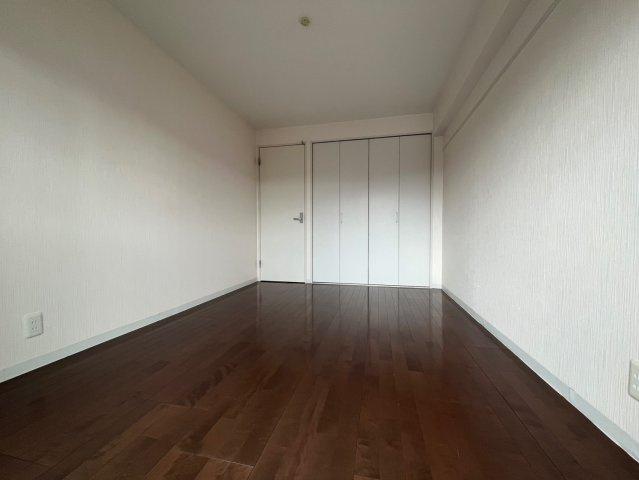 GRAND大山崎の洋室