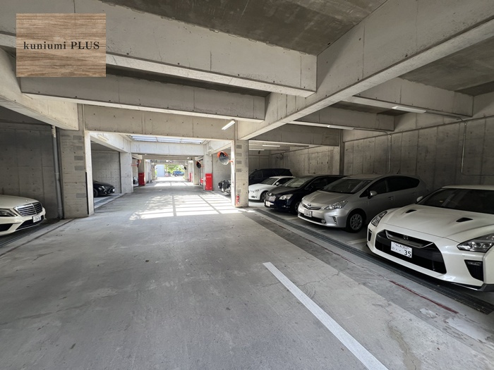 ベル・パークシティ画地Ⅲの駐車場