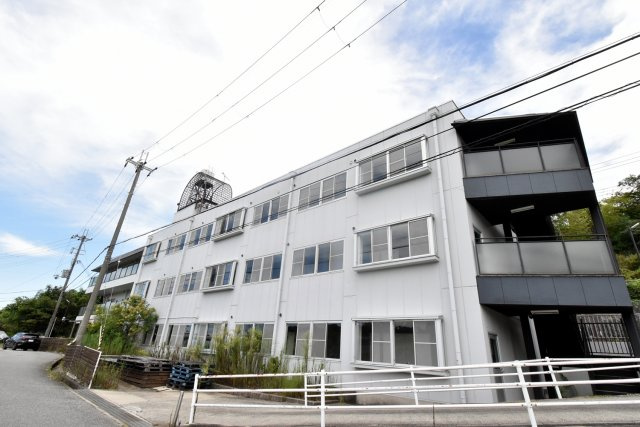 ソリッソ有馬の外観