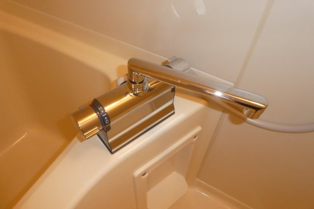 サンハイムの浴室|サーモスタッド付き水栓