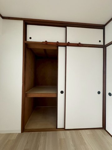 茨木グランドハイツの収納