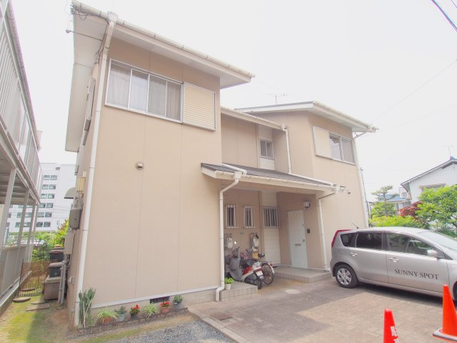 安芸郡府中町鹿籠１丁目のタウン