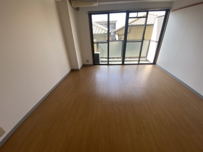 【居間・リビング】 | ヴァンドーム羽曳野