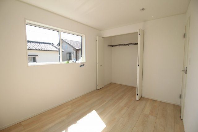 グレイドルガーデン　高知市薊野西町第1　1号棟の洋室|2F　南東の部屋　6.0帖