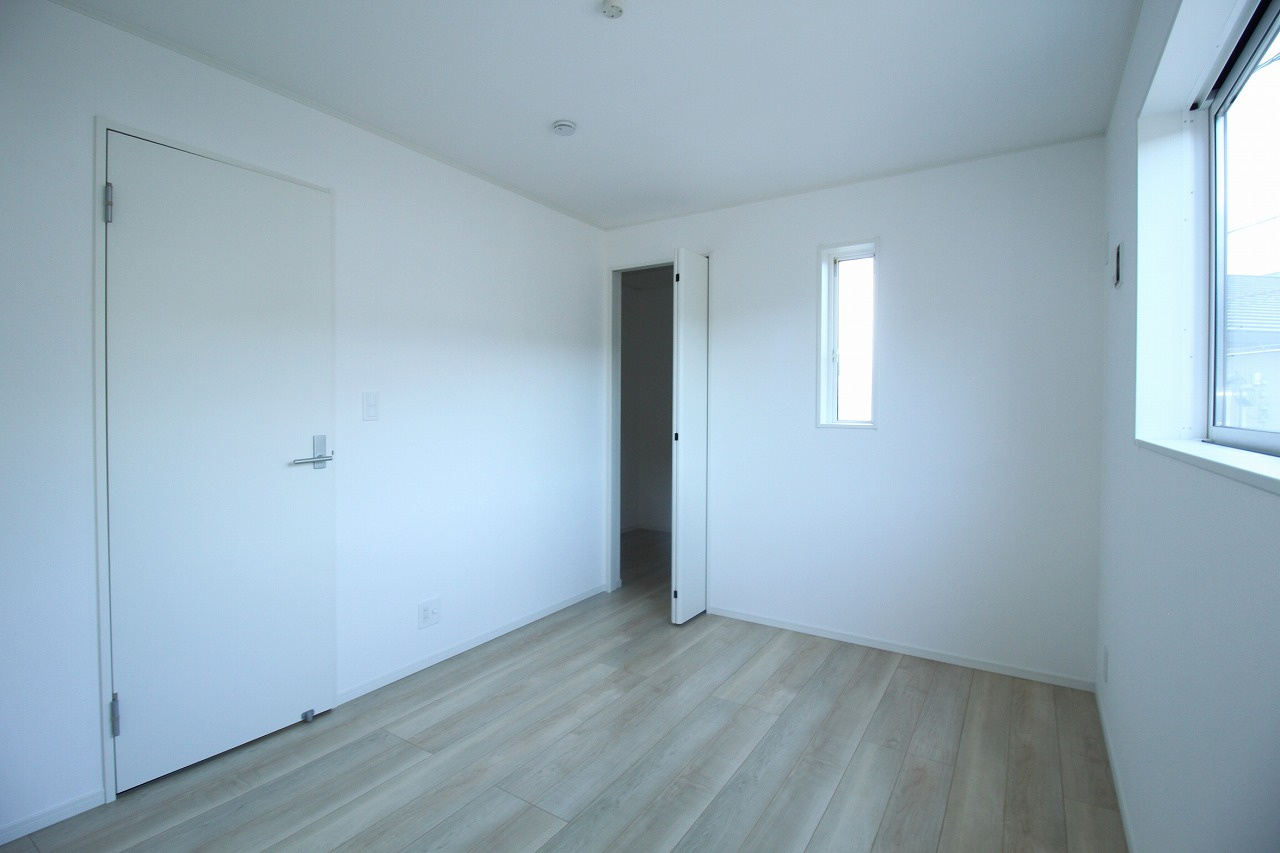 グレイドルガーデン　高知市薊野西町第1　1号棟の洋室|2F　北西の部屋　6.0帖