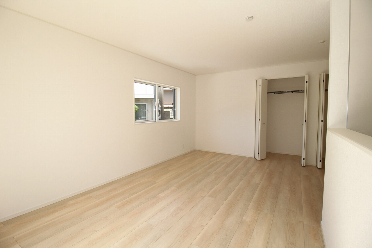 グレイドルガーデン　高知市薊野西町第1　1号棟の居間・リビング|LDK　18.5帖