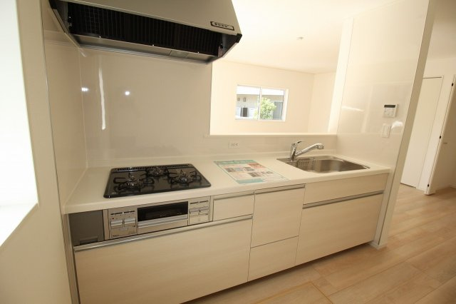 グレイドルガーデン　高知市薊野西町第1　1号棟のキッチン