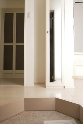 【玄関】 | ジオメトリ和泉