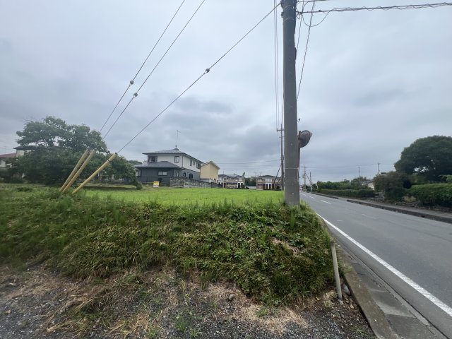 -三丁目不動産-　寄居町富田　約284坪売地の外観